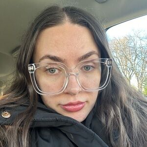 Meet your Posher, Tabitha